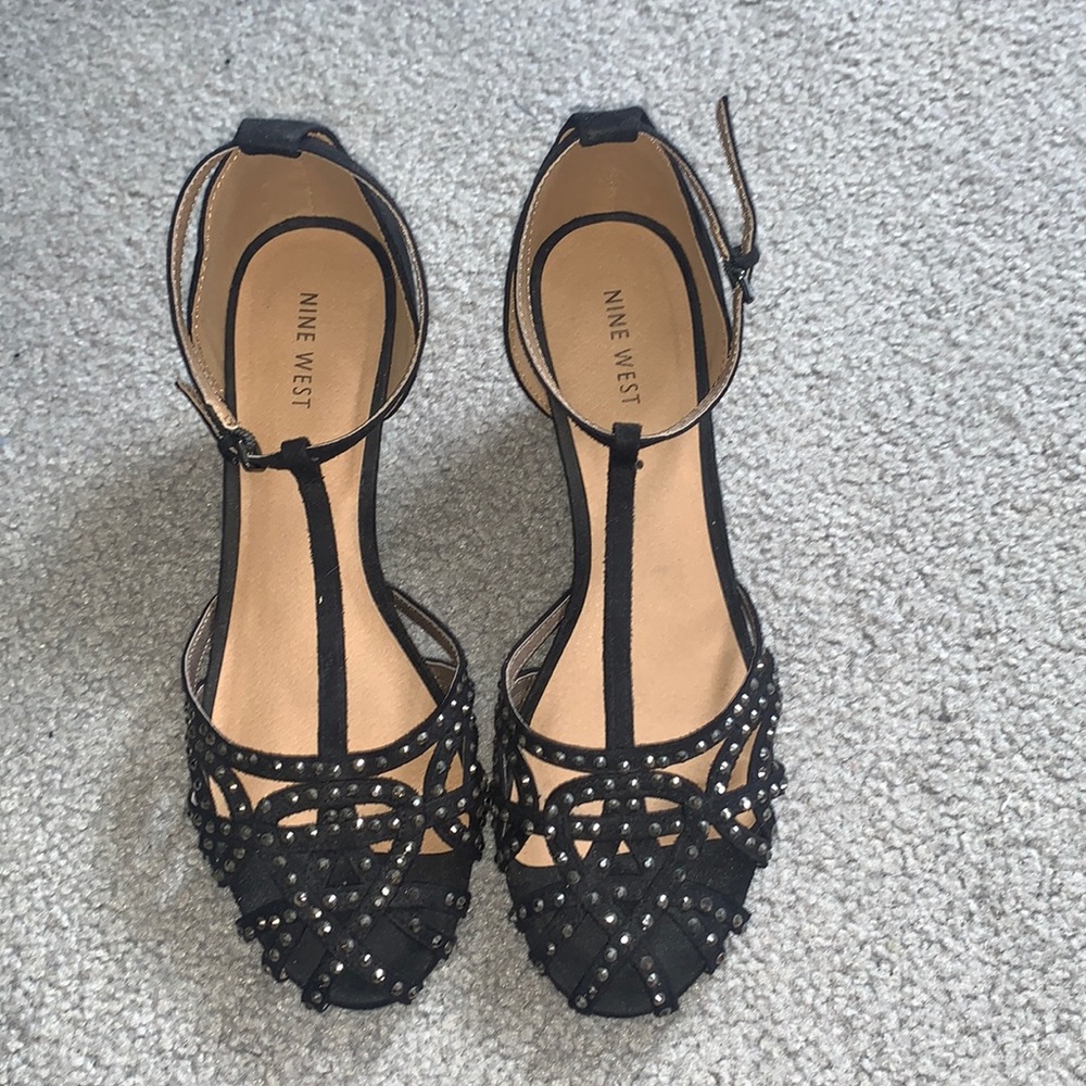 Black heeled sandals